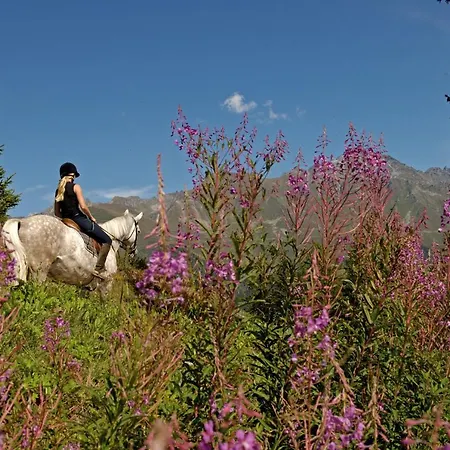 Πανδοχείο La Rotonde 3*