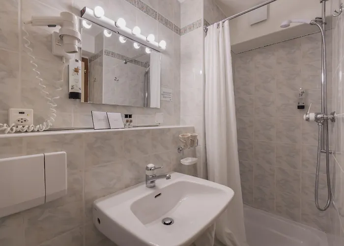 La Rotonde Mini-hôtel 3*